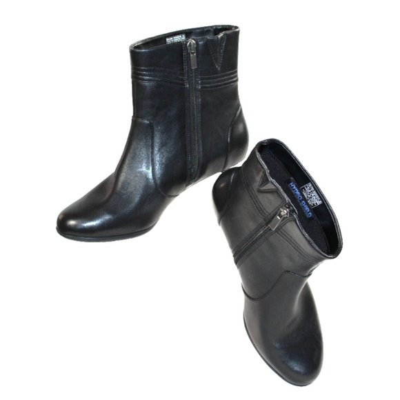 Rockport Total Motion Melora Wave Black Leather Ankle Boot, Size 7.5 - Picture 5 of 6